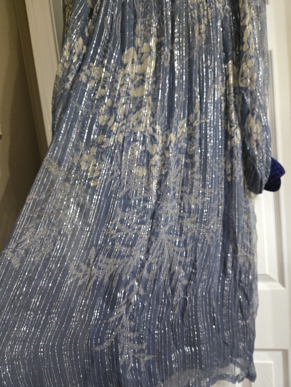 RARE Vintage 1970s Her Excellency Dress Navy/Gold Velvet Neck and Sleeves Size S - Picture 6 of 10